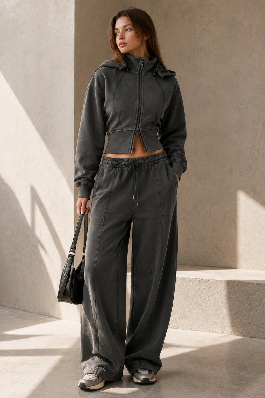 Vintage Washed Cropped Fleece Hoodie for Women Minimalistfashioninnaturallight